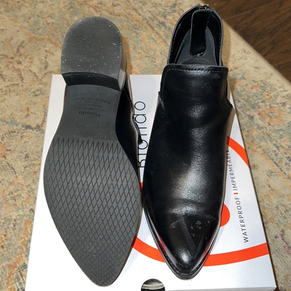 Blondo Eliza Waterproof Leather Booties - Picture 5 of 5